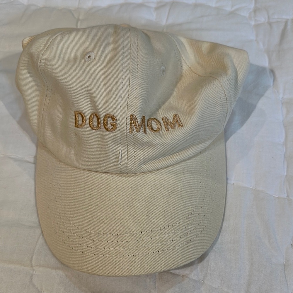 Dog Mom Cream Cap